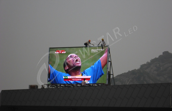 IP65 P16 1R1G1B Billboard LED Display Full Color Untuk Cross Road